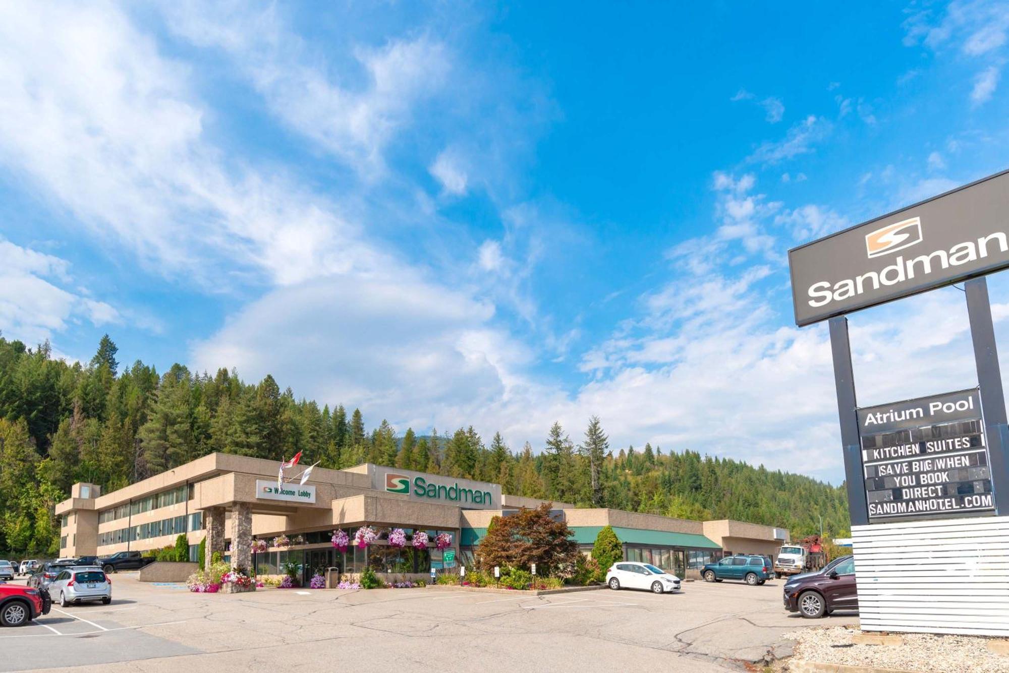 Sandman Hotel Castlegar Exteriér fotografie