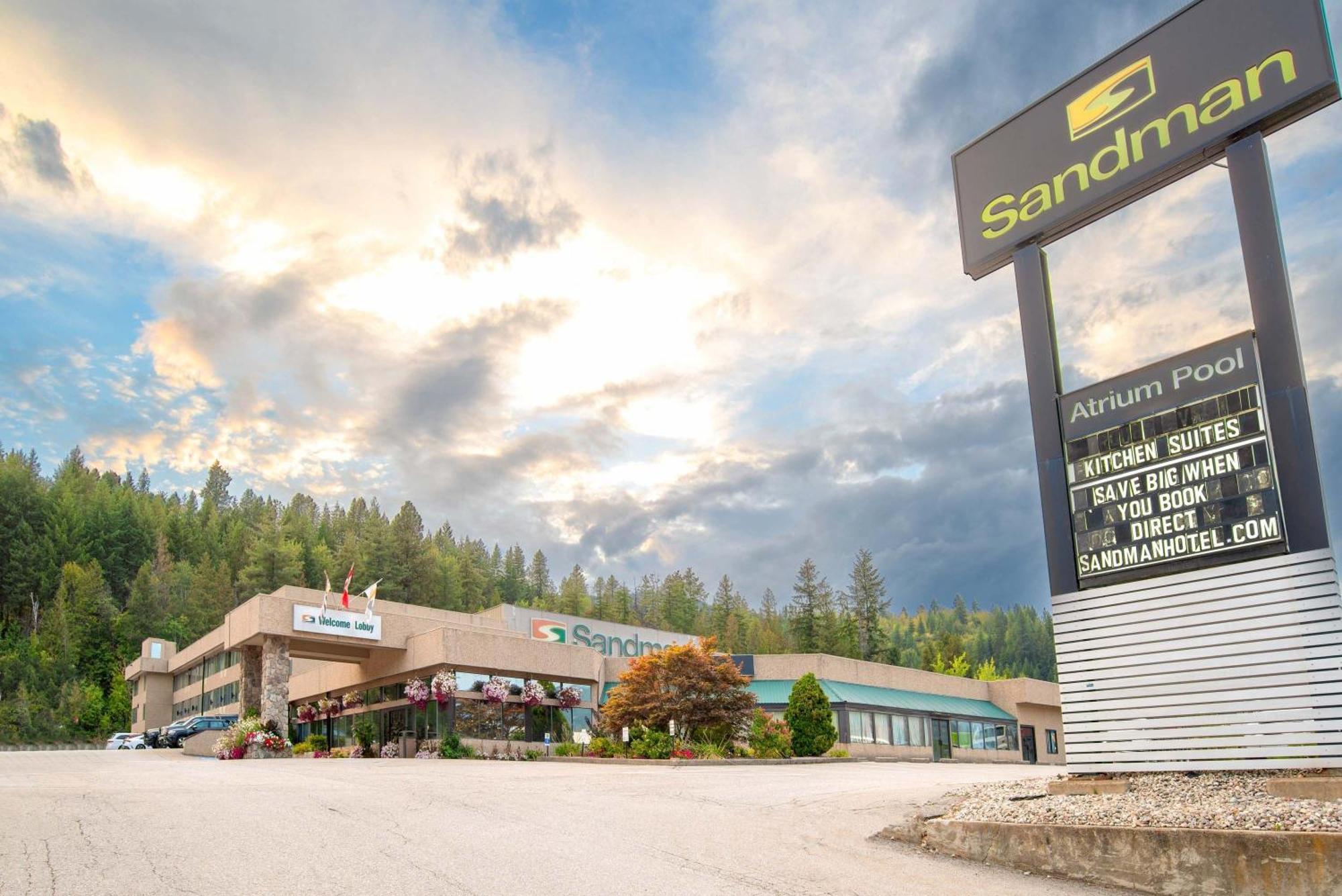 Sandman Hotel Castlegar Exteriér fotografie